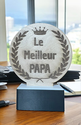 Image trophé personnalisé fete des peres